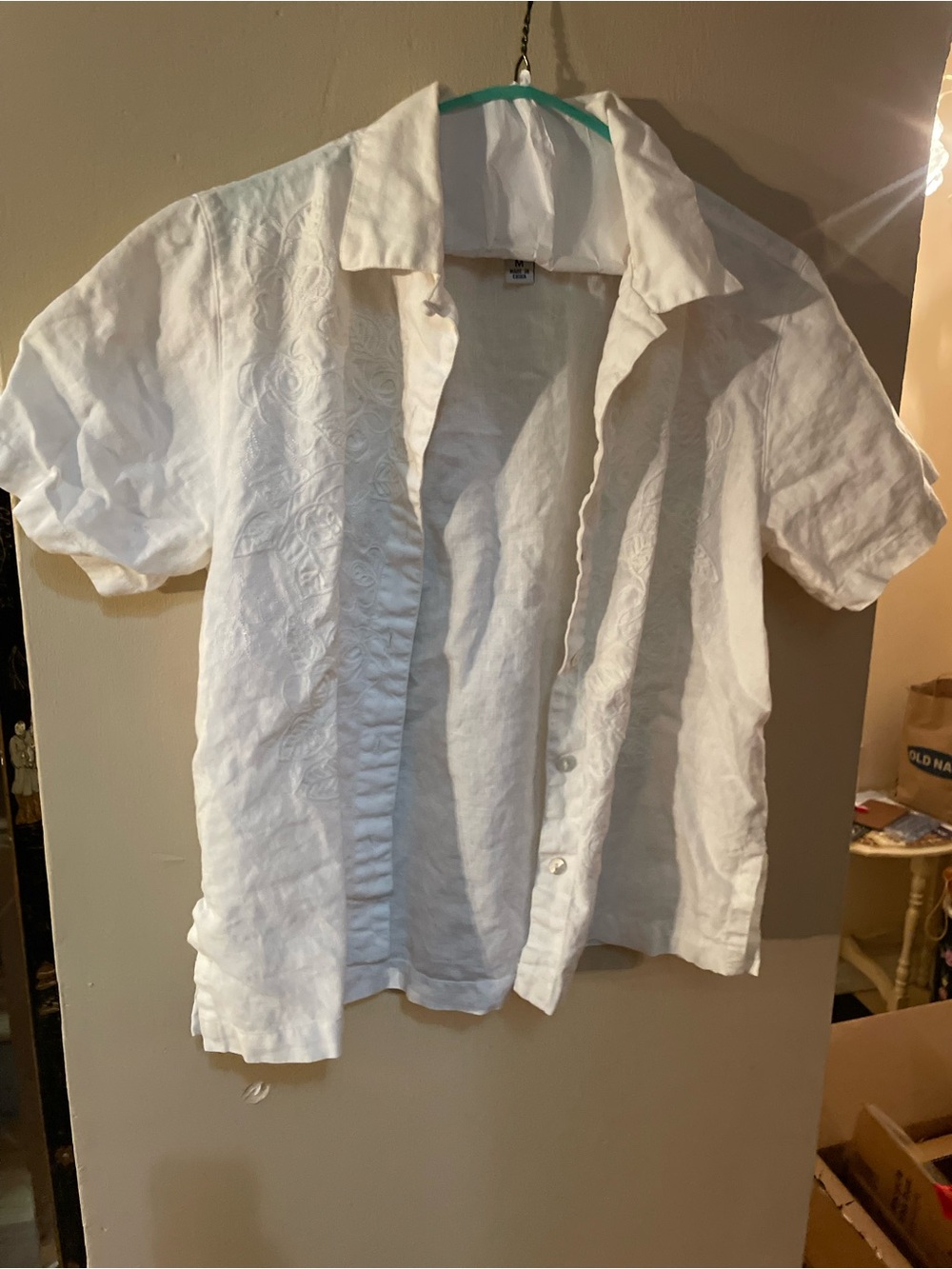 Vintage 90s Democracy White Short-Sleeve Button-Down Shirt with embroidery